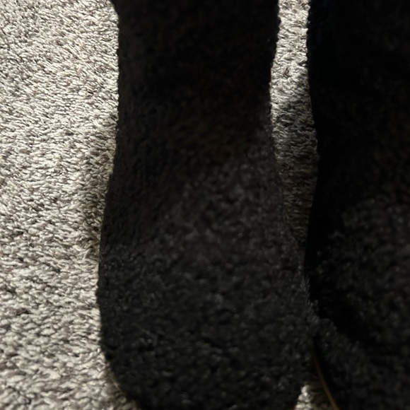 Old Navy women’s black shearling boots size 9 - Picture 7 of 7